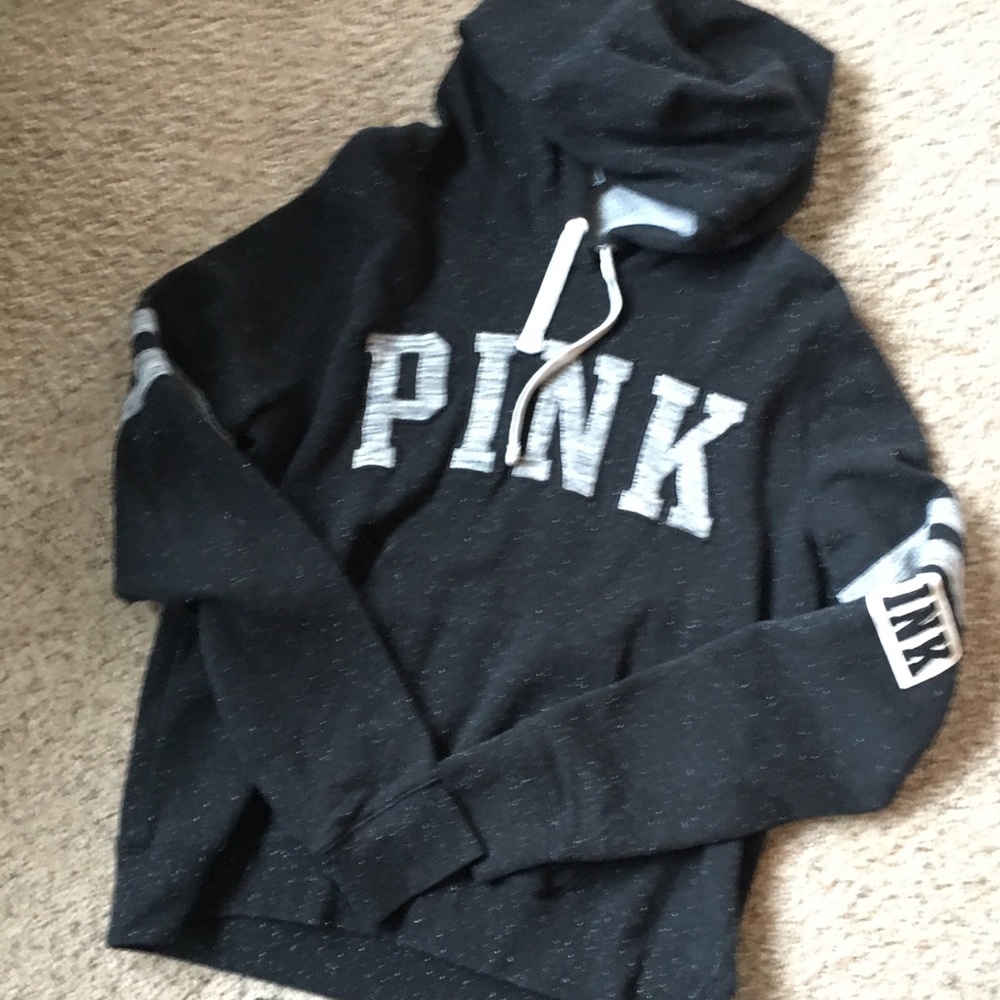 Pink Victoria’s Secret size large Heather black!